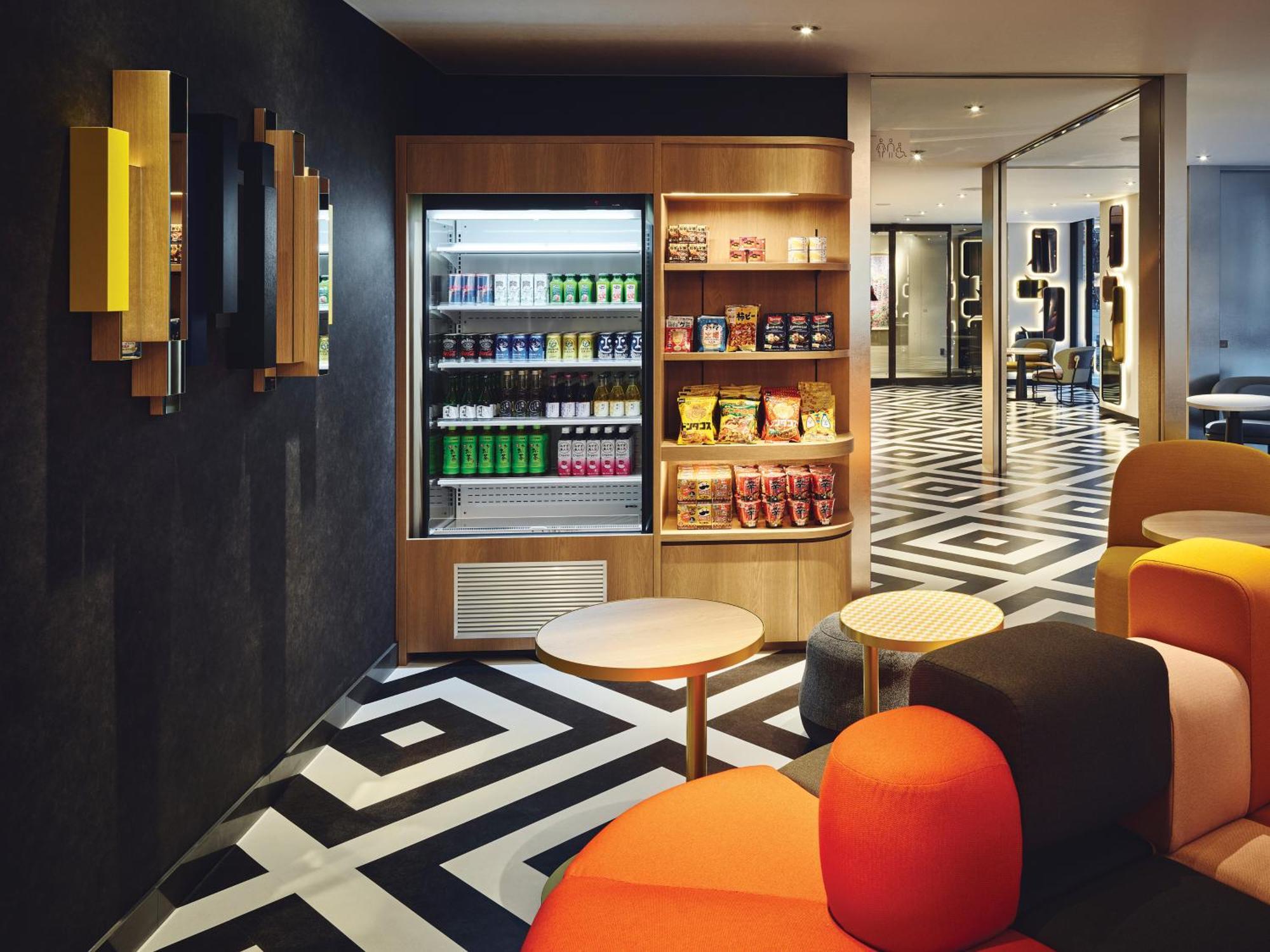 Garner Hotel Osaka Honmachi Station By Ihg Екстериор снимка