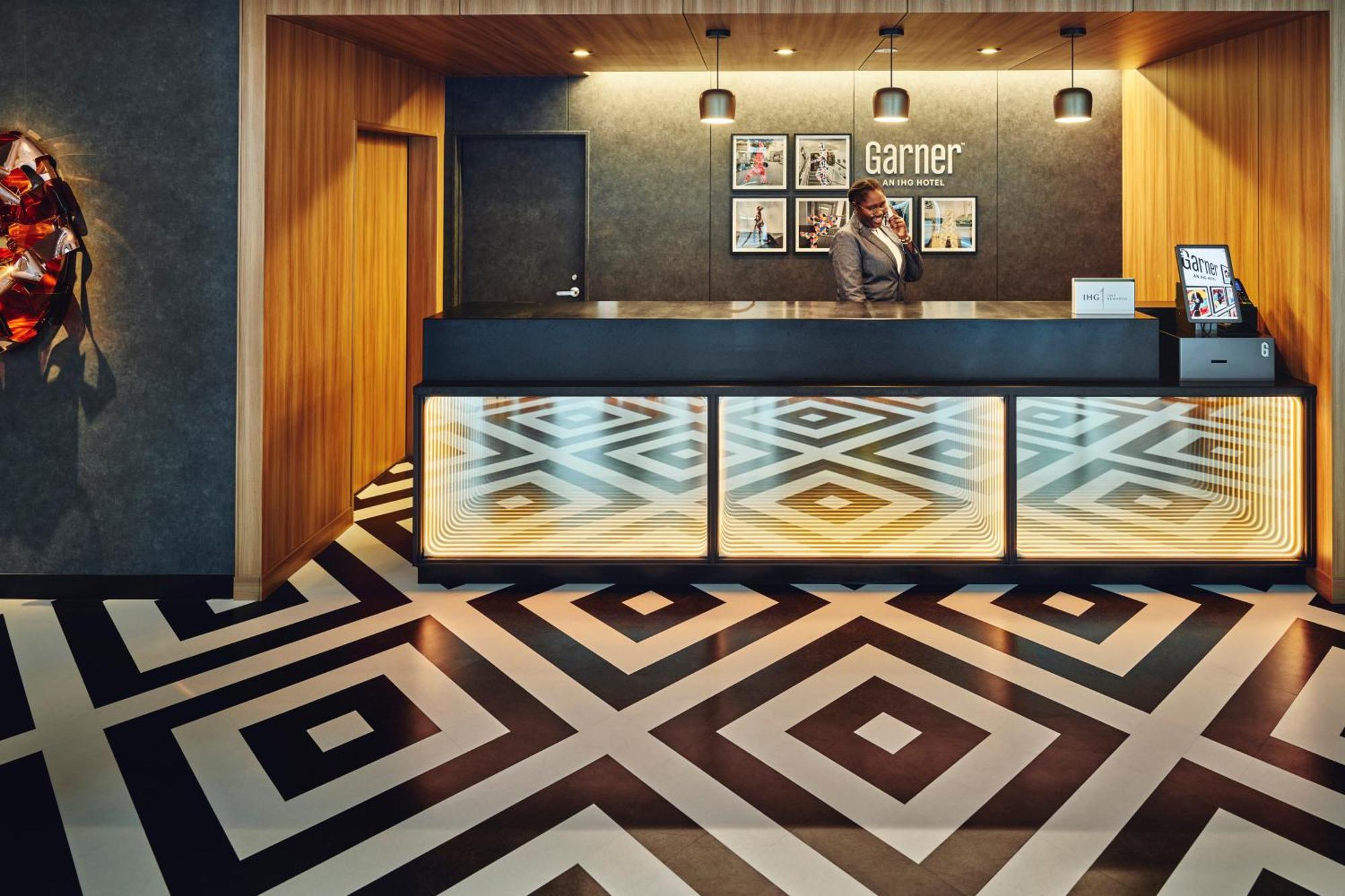 Garner Hotel Osaka Honmachi Station By Ihg Екстериор снимка
